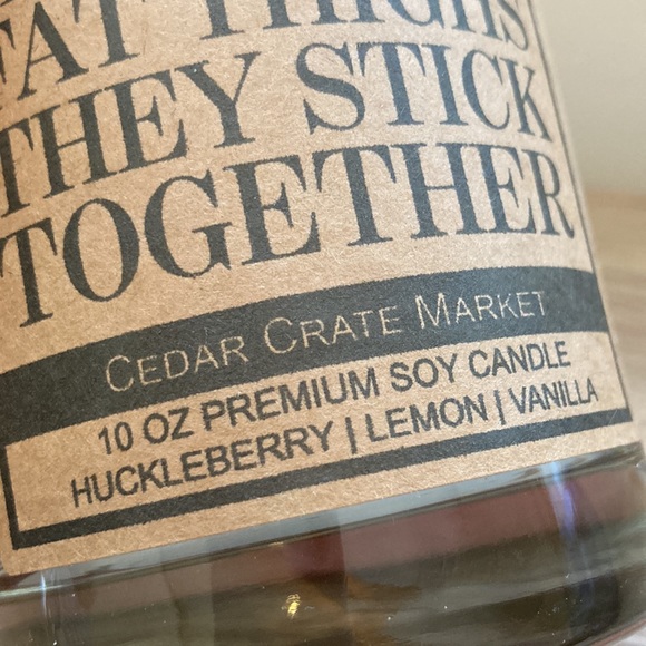 Cedar Crate Market soy Candle huckleberry lemon vanilla NWT - Picture 3 of 9